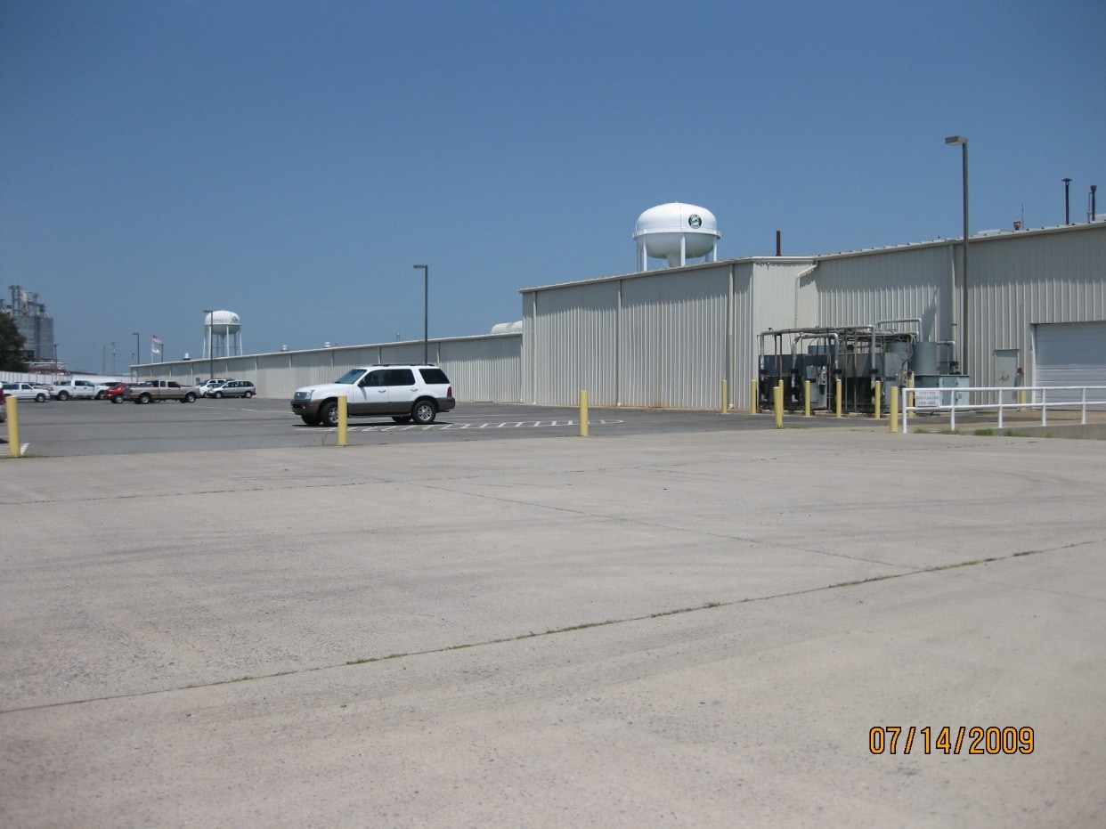 801 S Main St, Dumas, AR for Sale