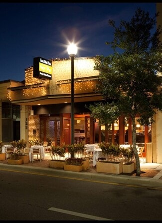 West Palm Beach, FL Restaurant - 123 S Olive Ave