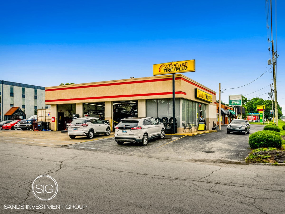 4515 Bardstown Rd, Louisville, KY for Sale