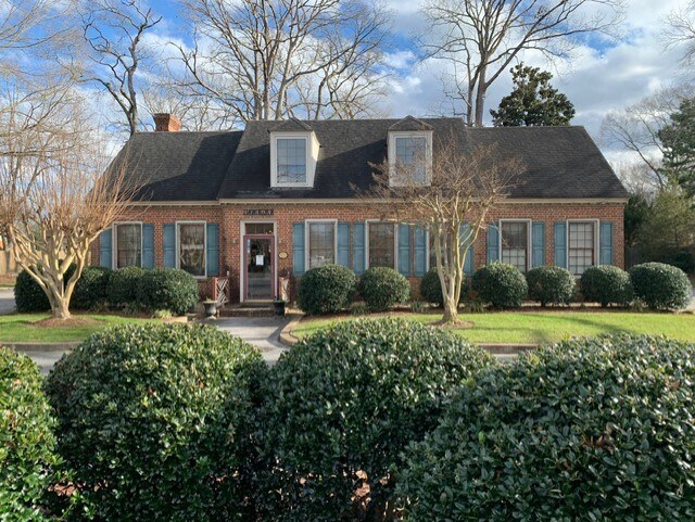 4700 Thoroughgood Sq, Virginia Beach, VA for Rent