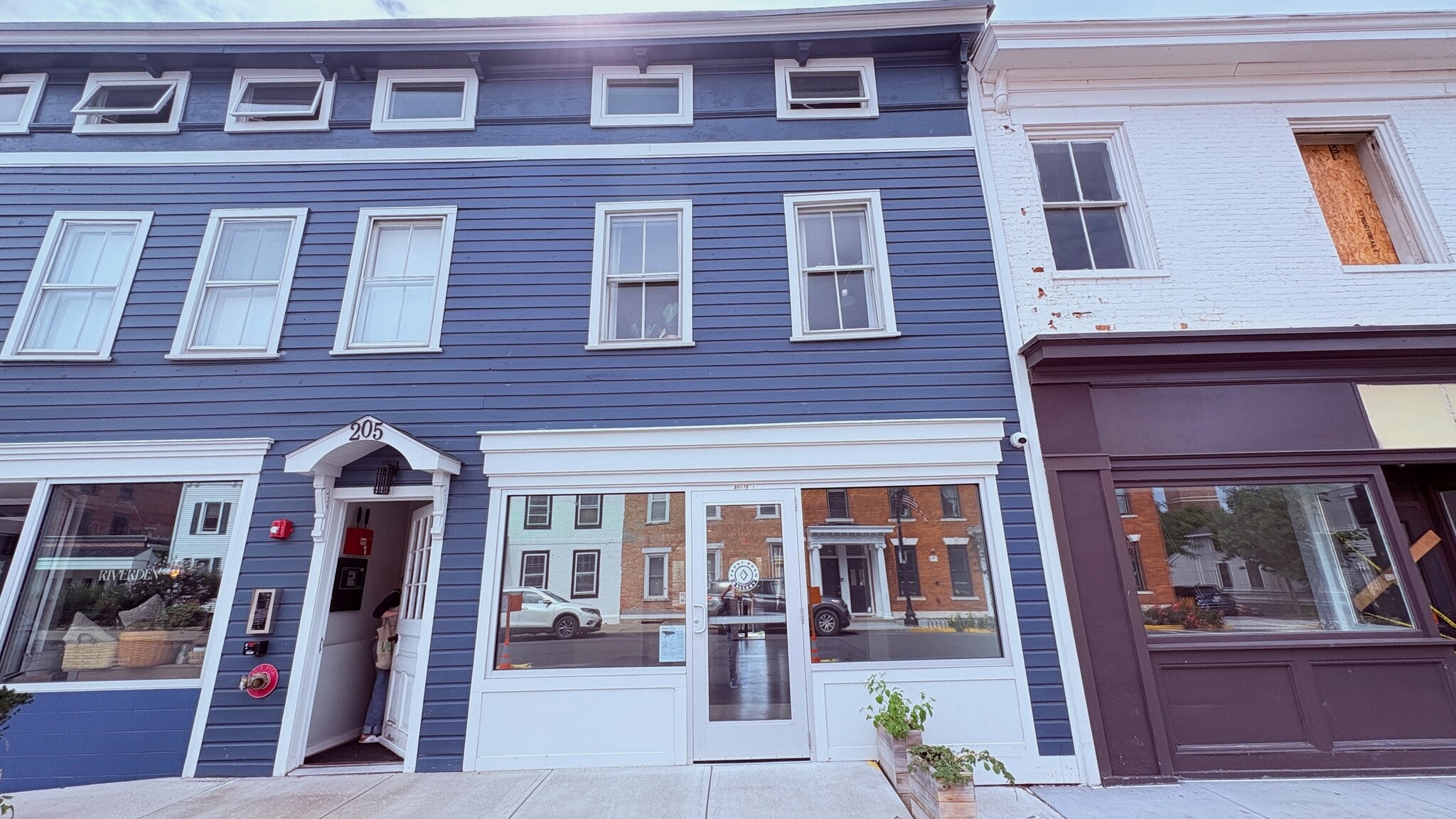 205 Warren St, Hudson, NY for Rent