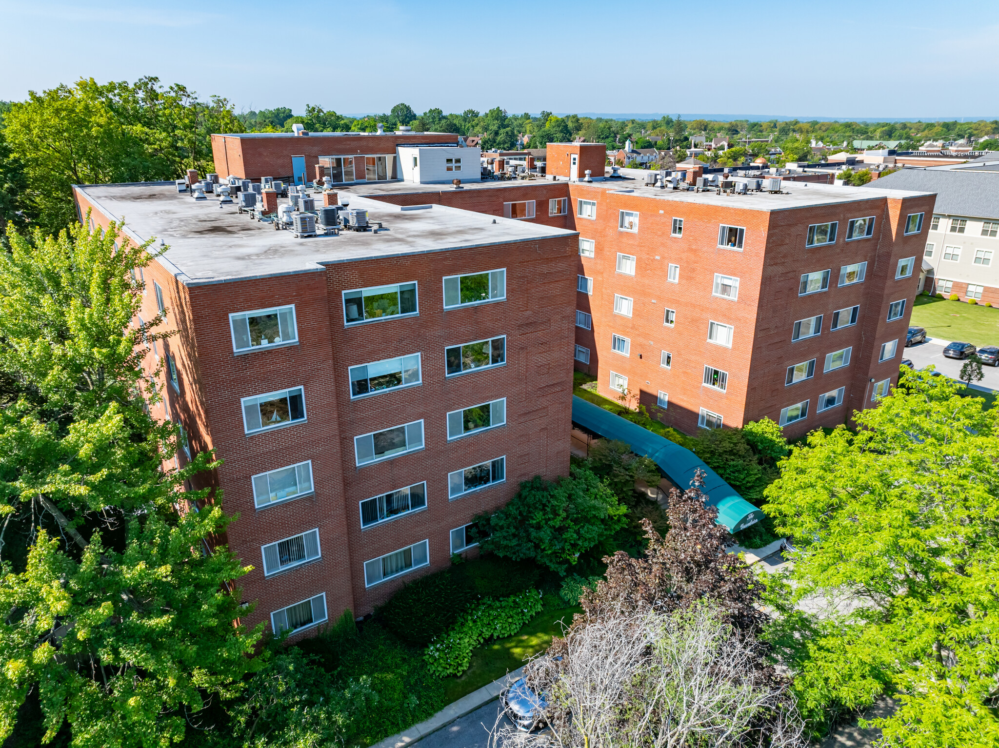 17100 Van Aken Blvd, Cleveland, OH for Sale