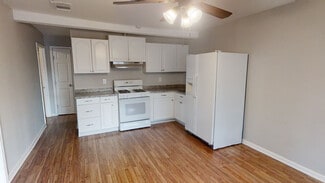Houston, TX Apartments - 11314 Courtshire Rd