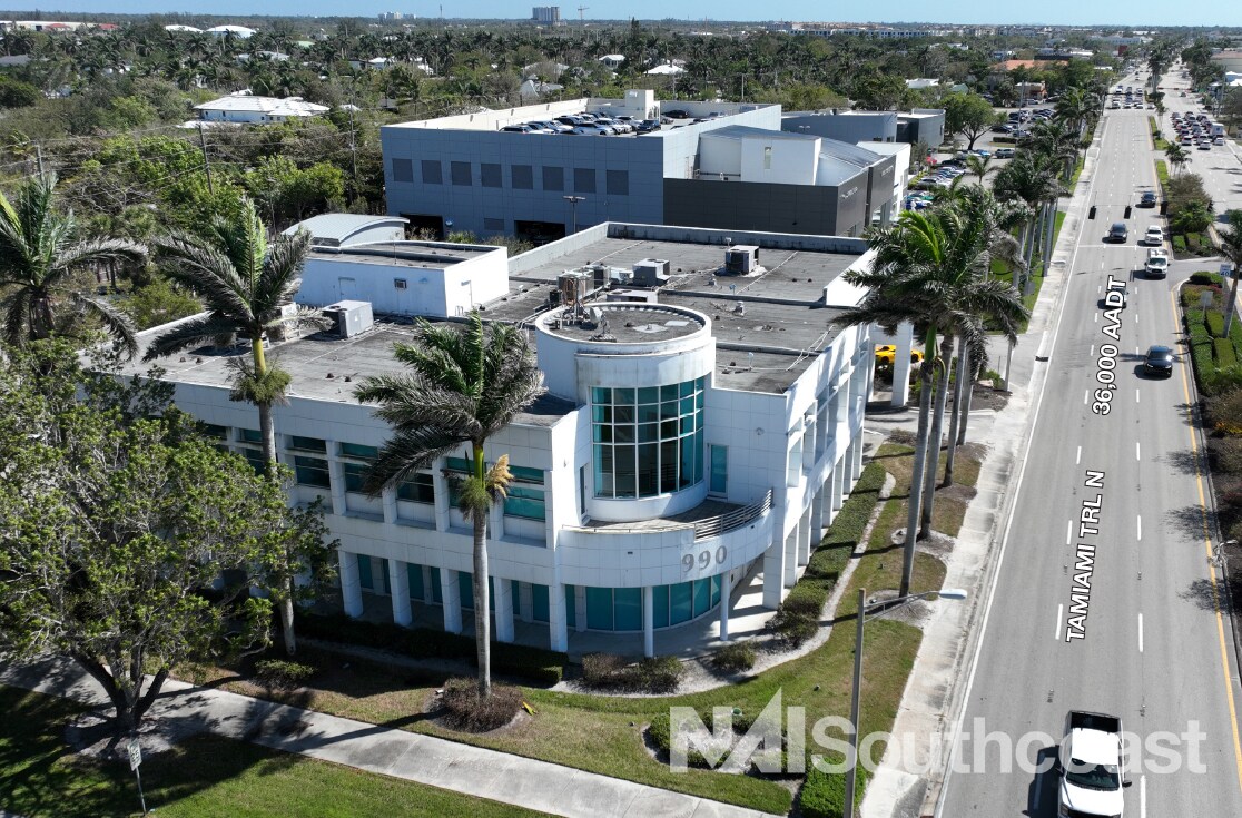 990 Tamiami Trl N, Naples, FL for Rent