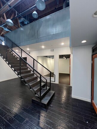 Santa Monica, CA Office - 1316-1320 3rd Street Promenade