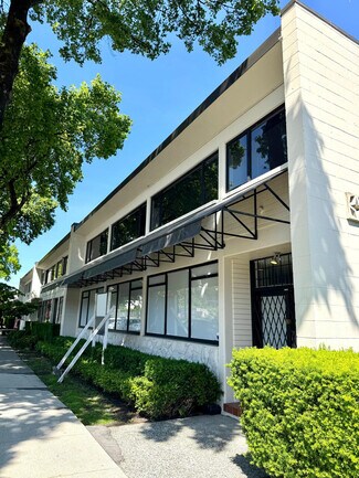 Vancouver, BC Office - 1625 W 5th Ave