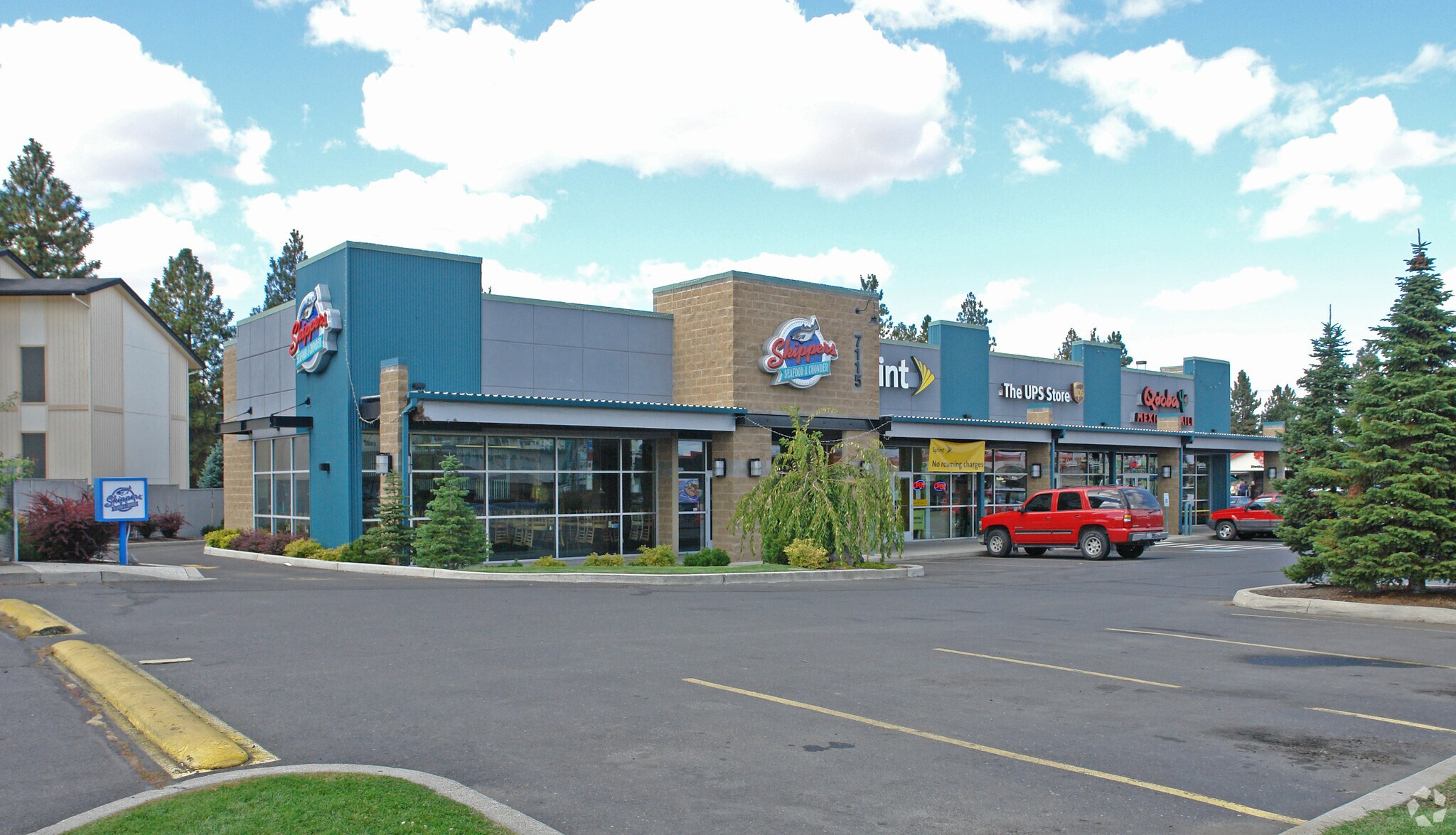 7115 N Division St, Spokane, WA for Rent