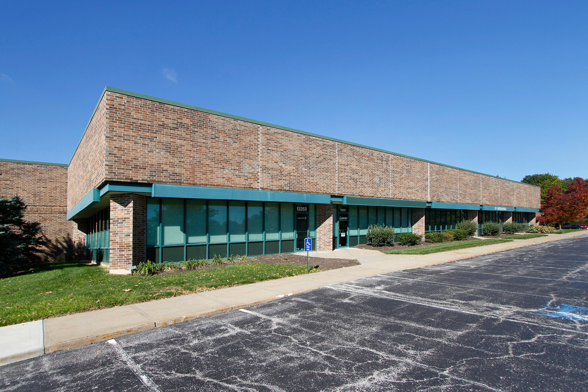 13253-13269 W 98th St, Lenexa, KS for Rent