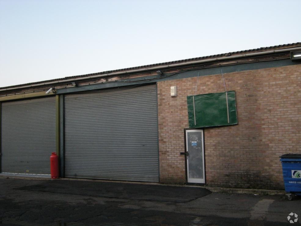 Crabtree Rd, Egham, SRY for Rent