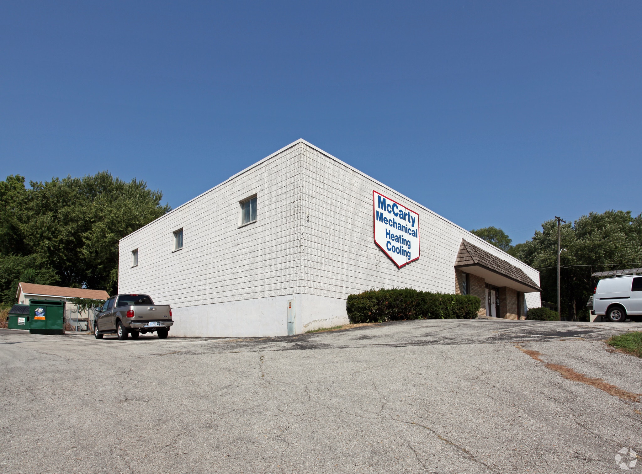 5100 Merriam Dr, Shawnee, KS for Rent