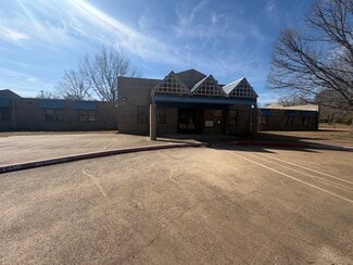 Crockett, TX Churches - 1301 E Houston Ave