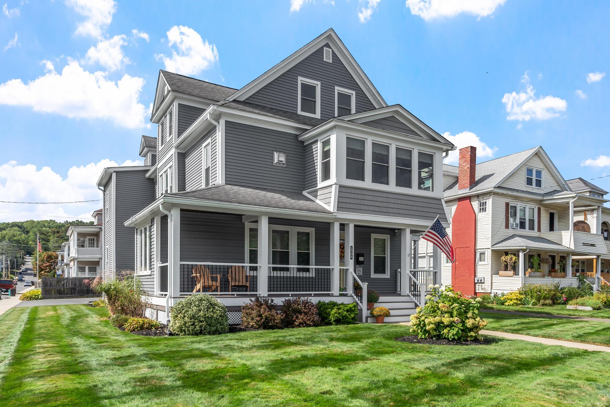 1705-1707 Northampton St, Holyoke, MA for Sale