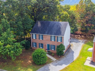 Cave Spring, VA Multi-Family - 5522 Crestwood Dr