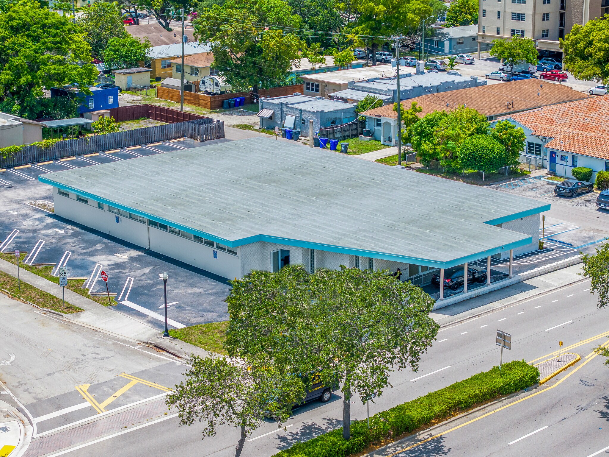 750 S Federal Hwy, Hollywood, FL for Sale