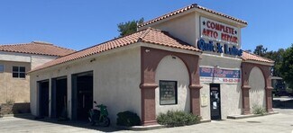 1703 E Washington St