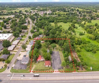 Paris, TX Storefront Retail/Residential - 4225 Lamar