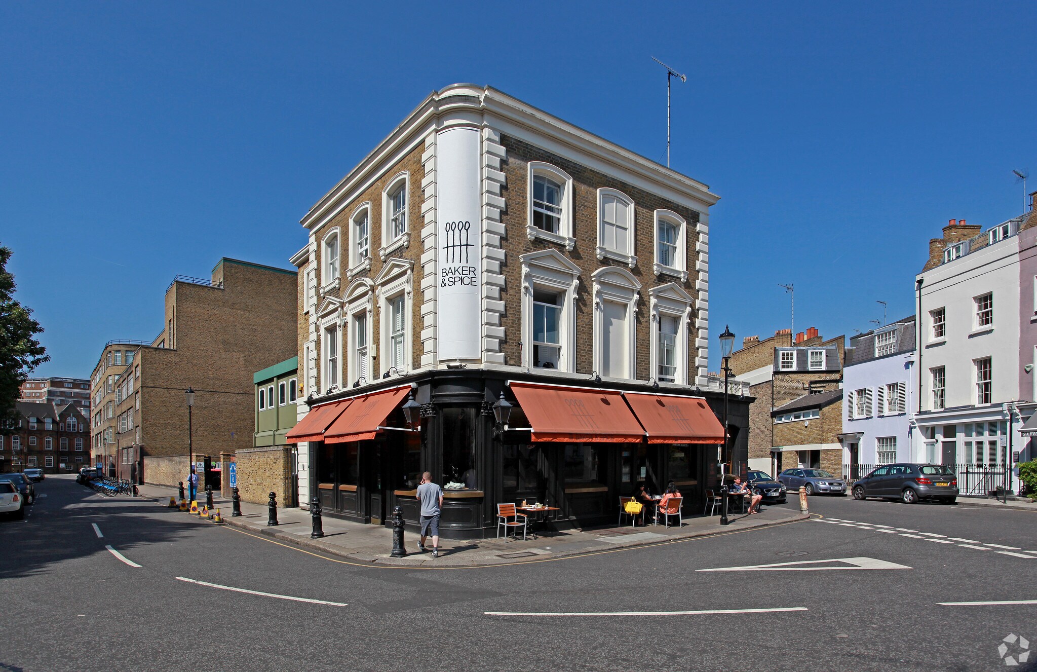 47 Denyer St, London, LND for Rent