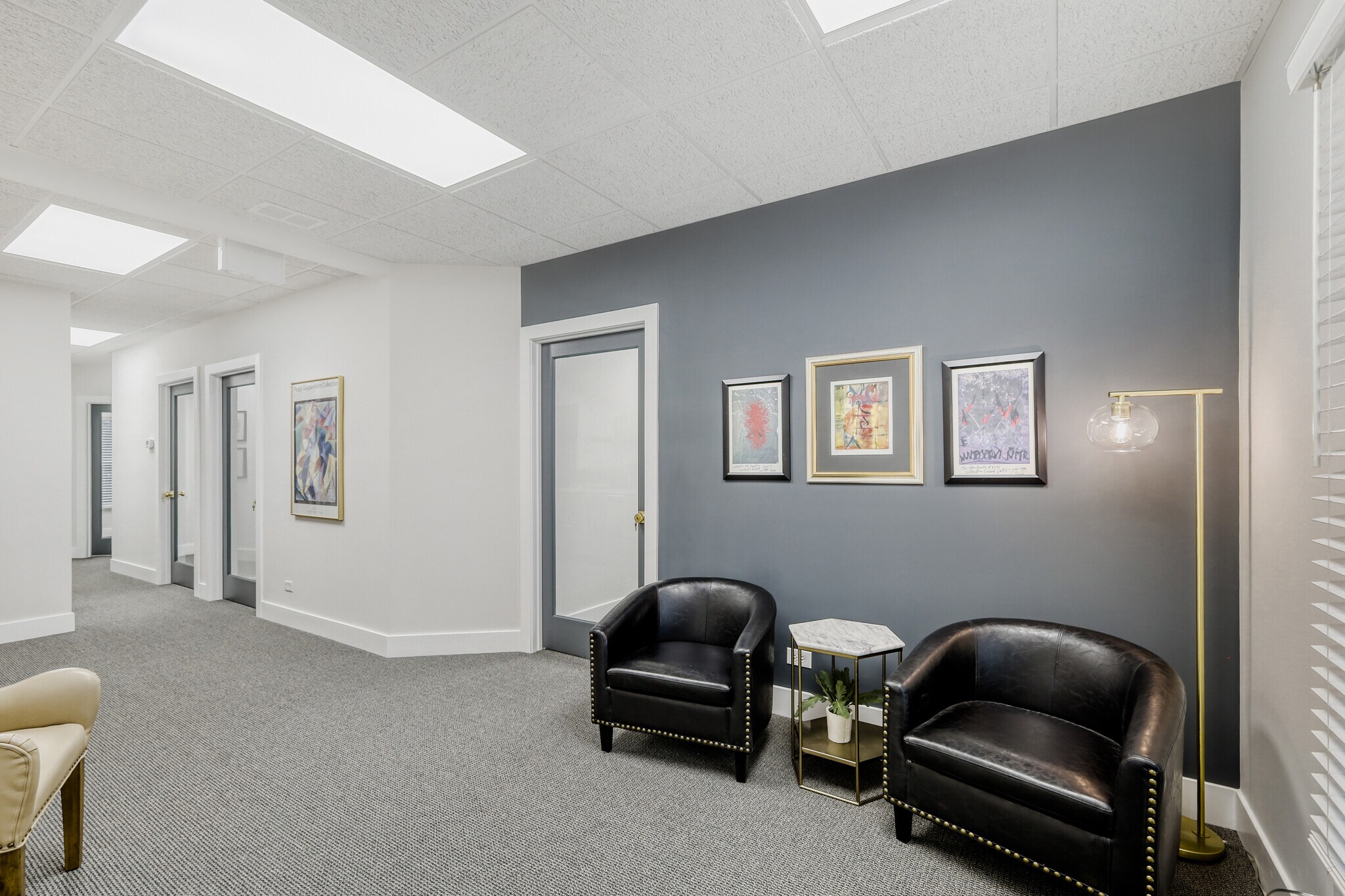 610 W Roosevelt Rd, Wheaton, IL for Rent