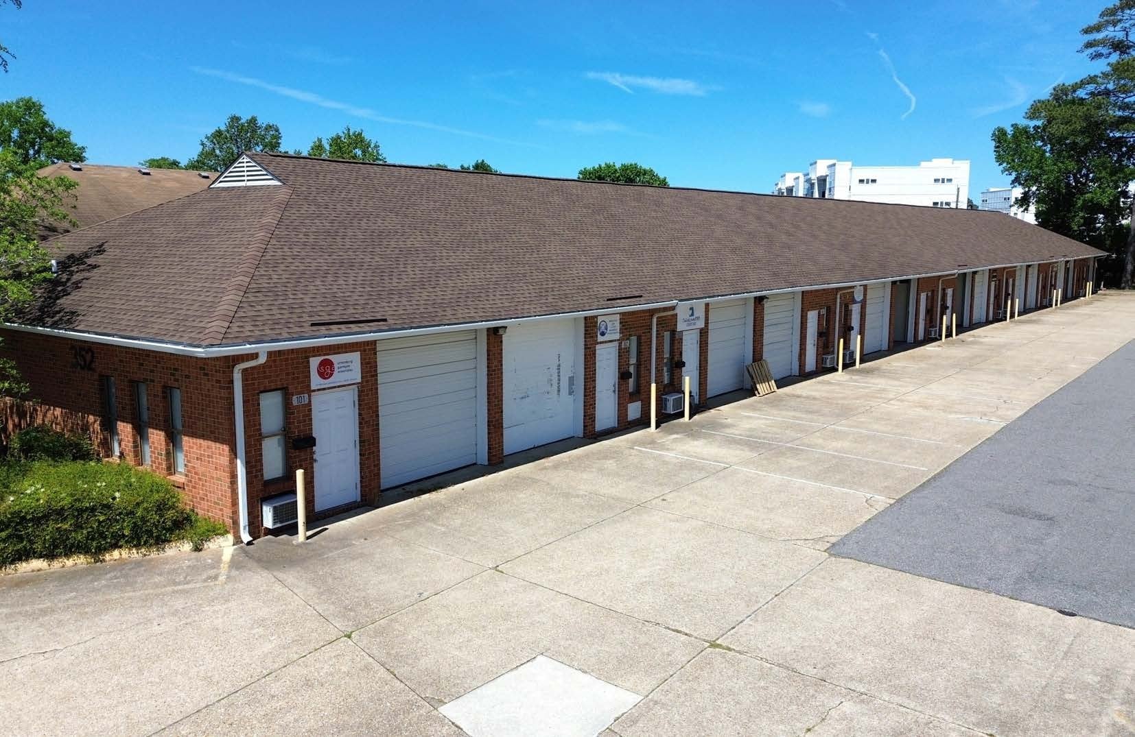 350-352 Cleveland Pl, Virginia Beach, VA for Rent