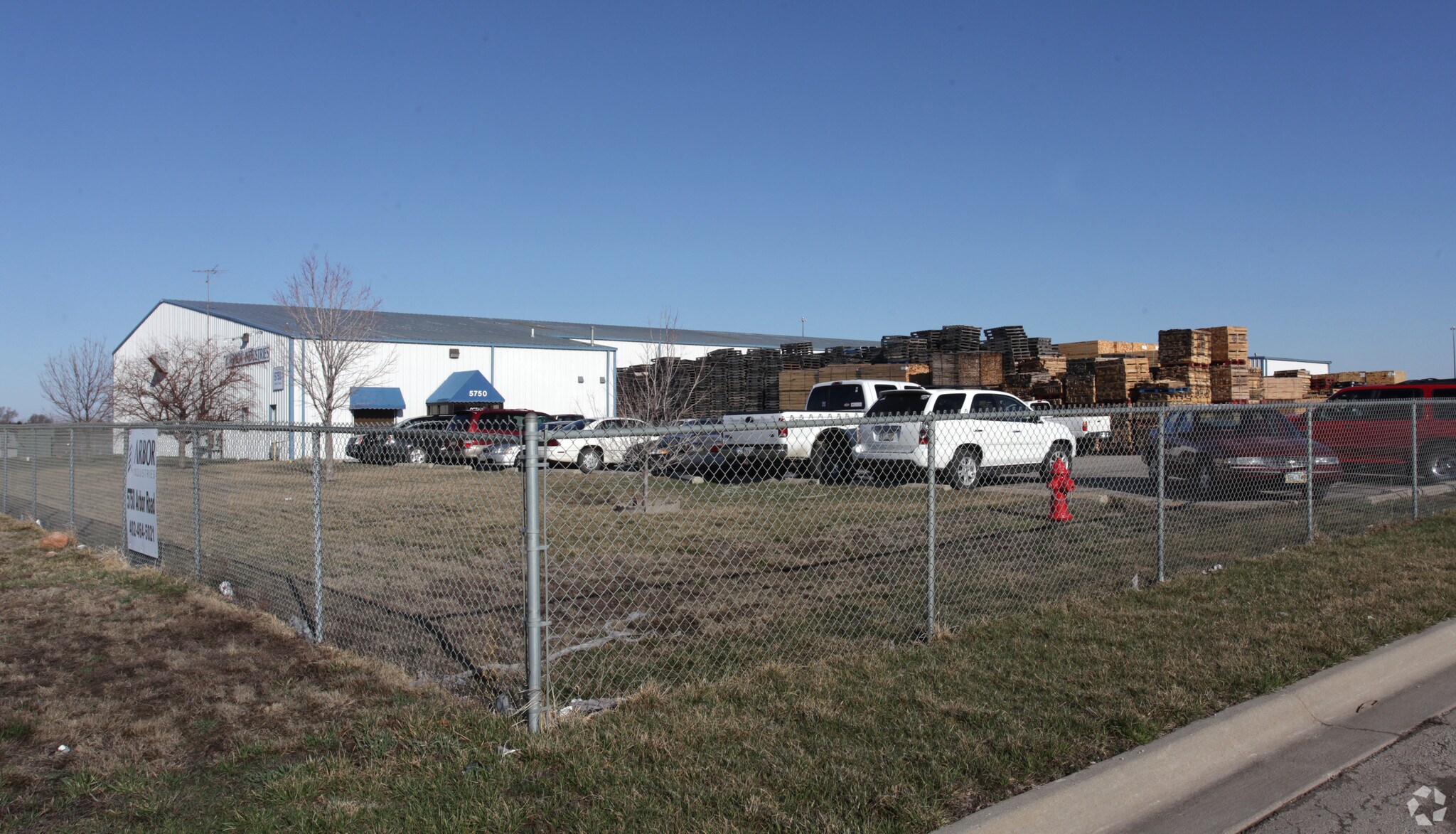 5750 Arbor Rd, Lincoln, NE for Rent