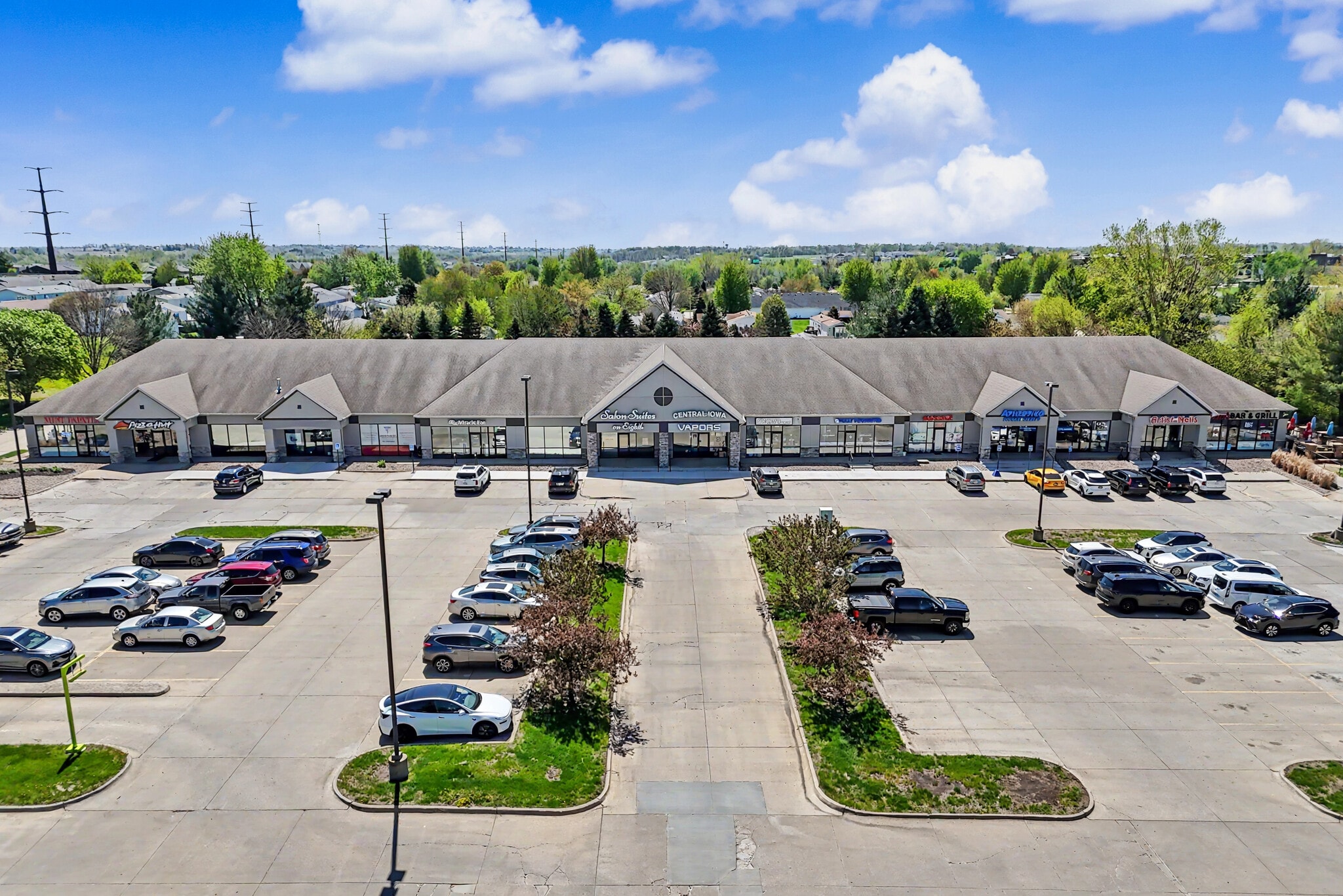 3160 8th St SW, Altoona, IA for Rent