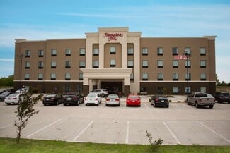 Mcpherson, KS Hospitality - 200 N Centennial Dr