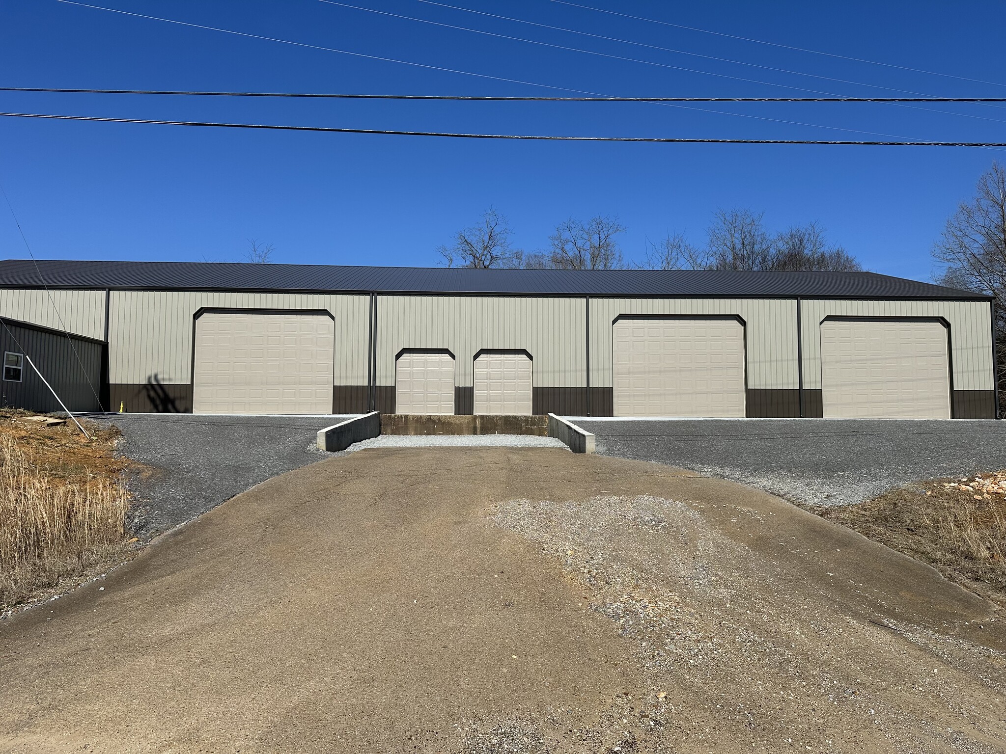 77 Meadows Rd, Henry, TN for Rent