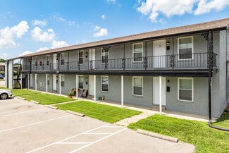 Clarksville, IN Apartments - 1630-1634 Greentree Blvd