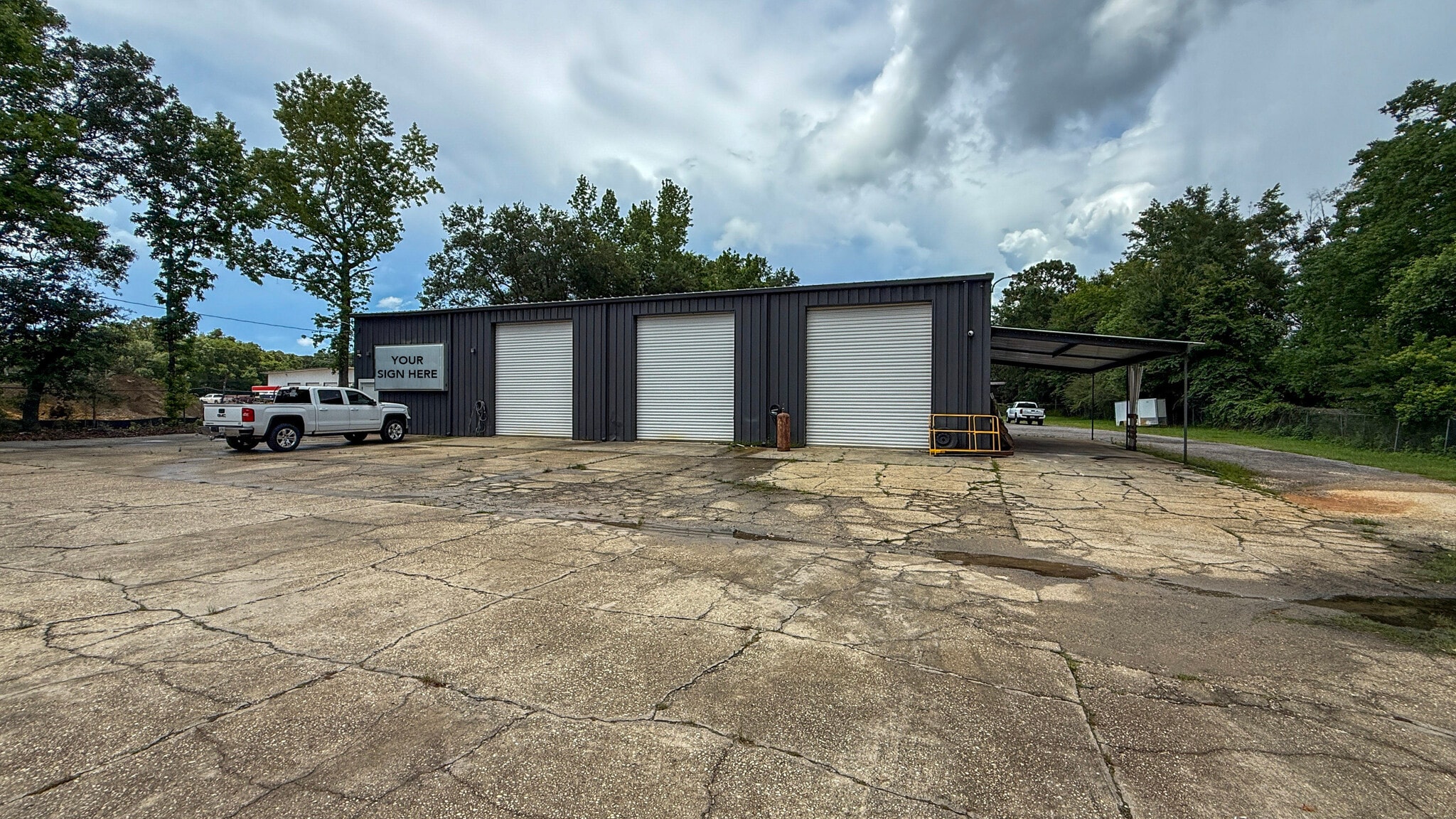 1822 Blackbird Ln, Pensacola, FL for Sale