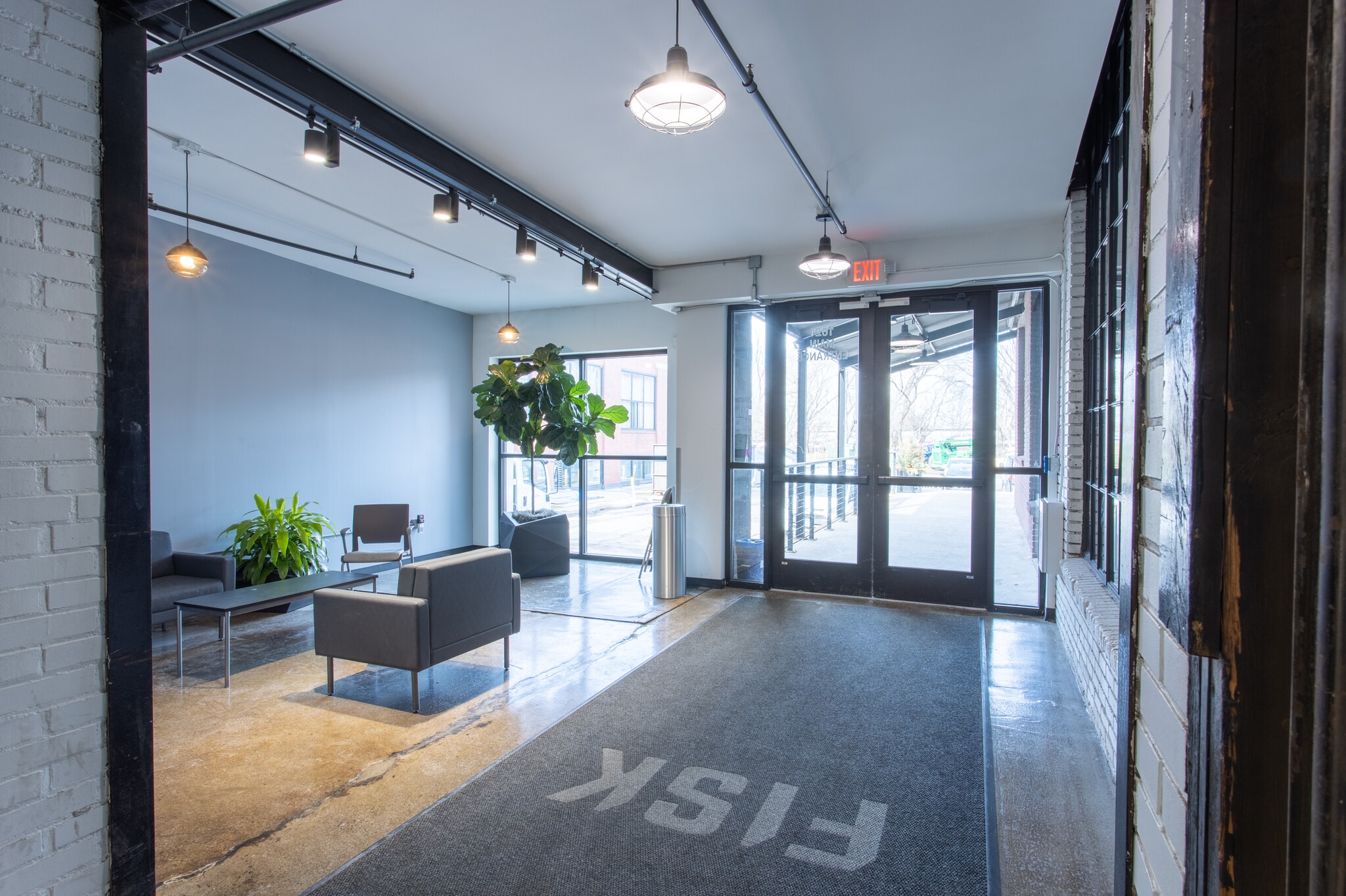 1621-1701 E Hennepin Ave, Minneapolis, MN for Rent