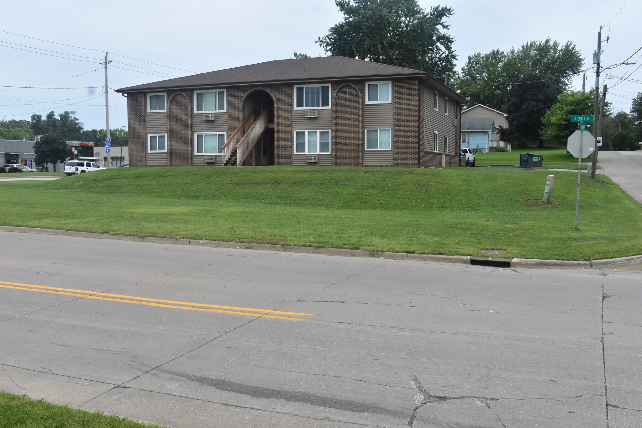 3274 E Euclid Ave, Des Moines, IA for Sale
