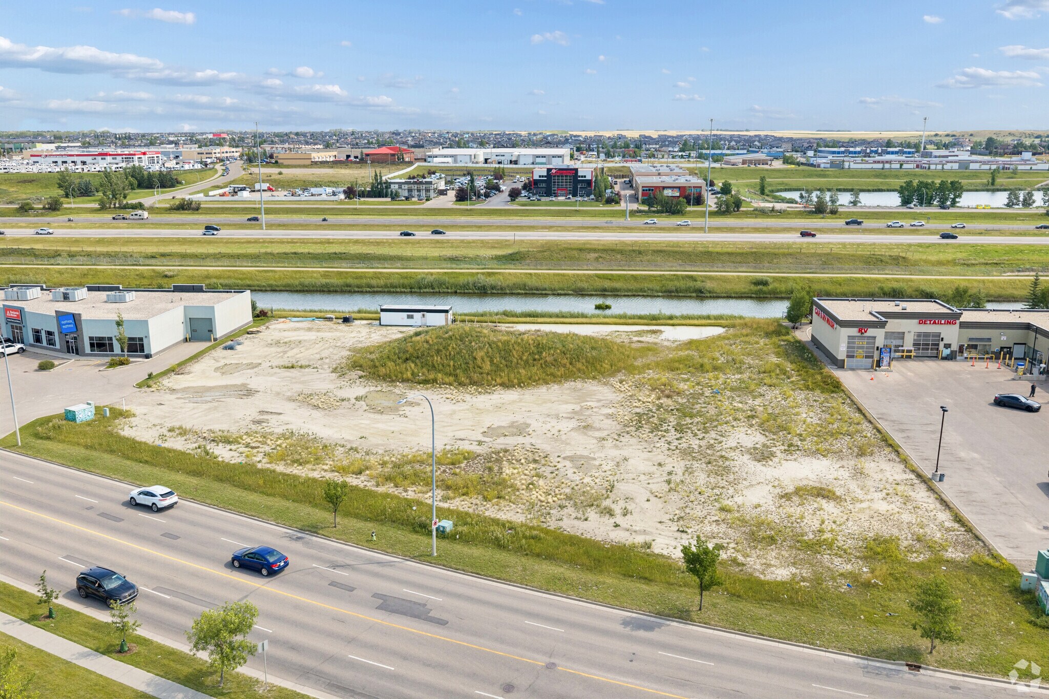 2934-2942 Main St S, Airdrie, AB for Rent