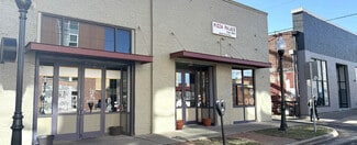 Lawrence, KS Retail - 125 E 10th St