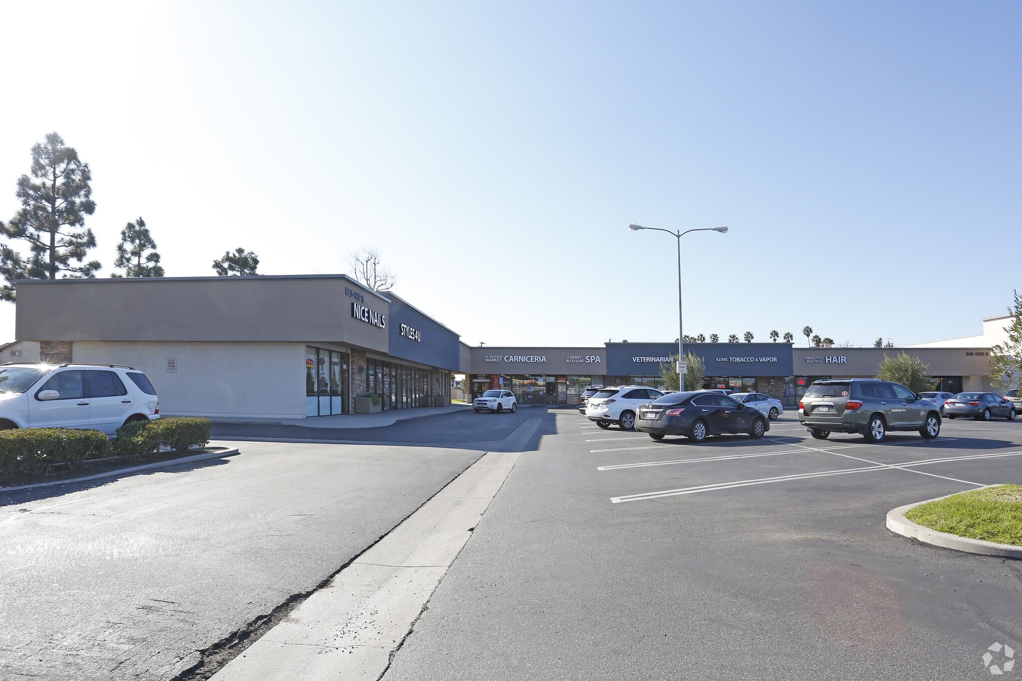 635-669 S Ventura Rd, Oxnard, CA for Rent