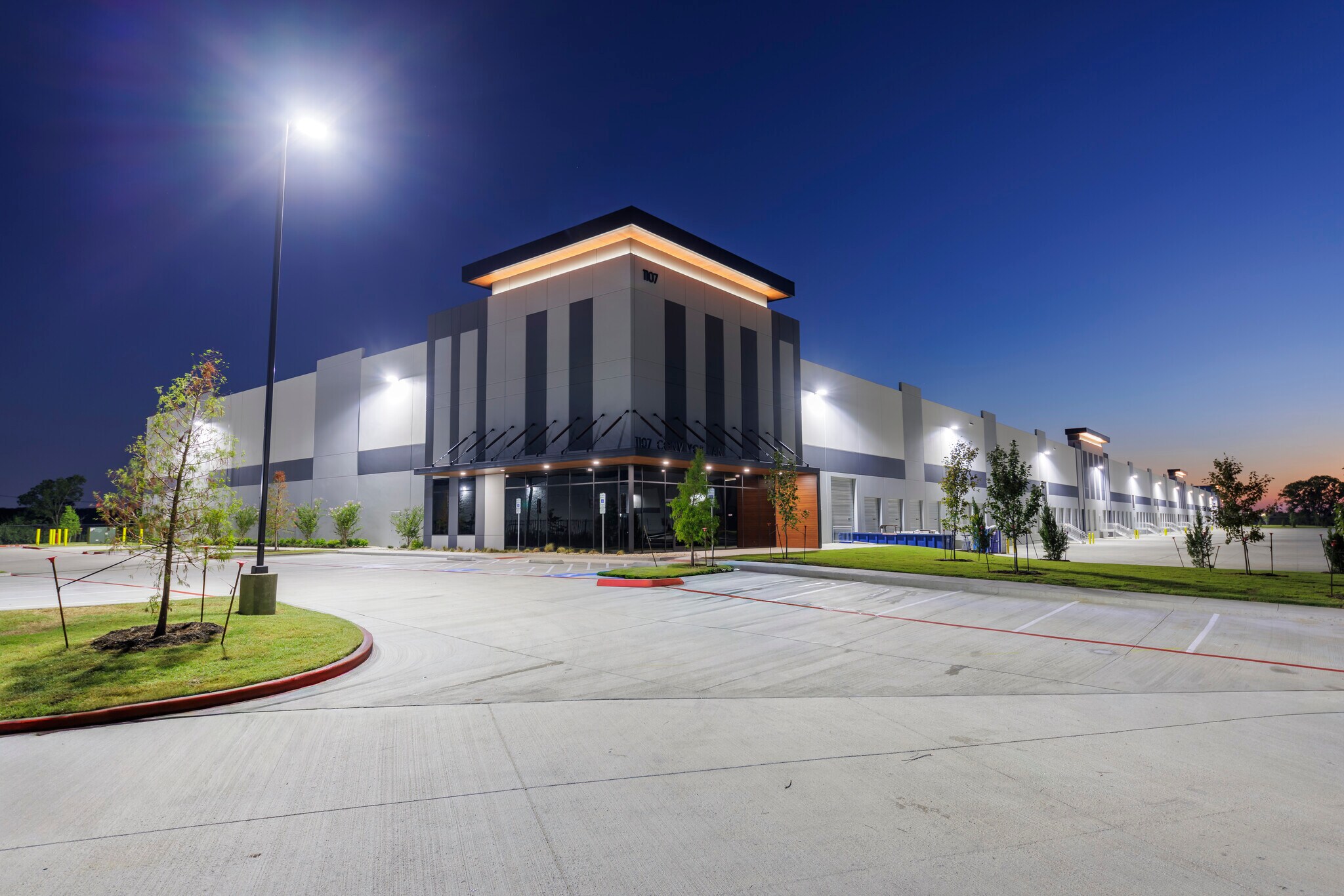 1107 Conveyor Ln, Dallas, TX for Rent