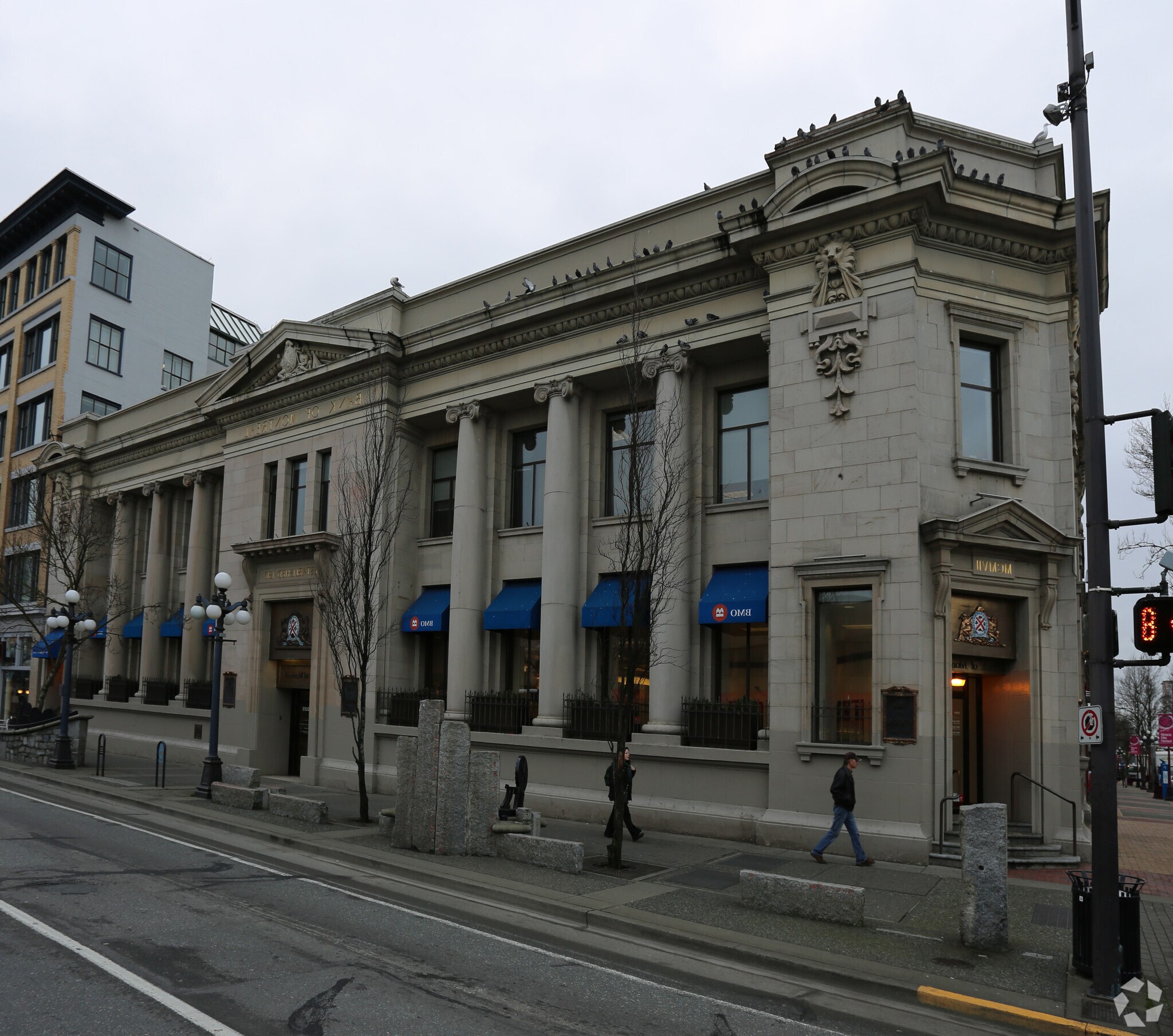 1225 Douglas St, Victoria, BC for Sale