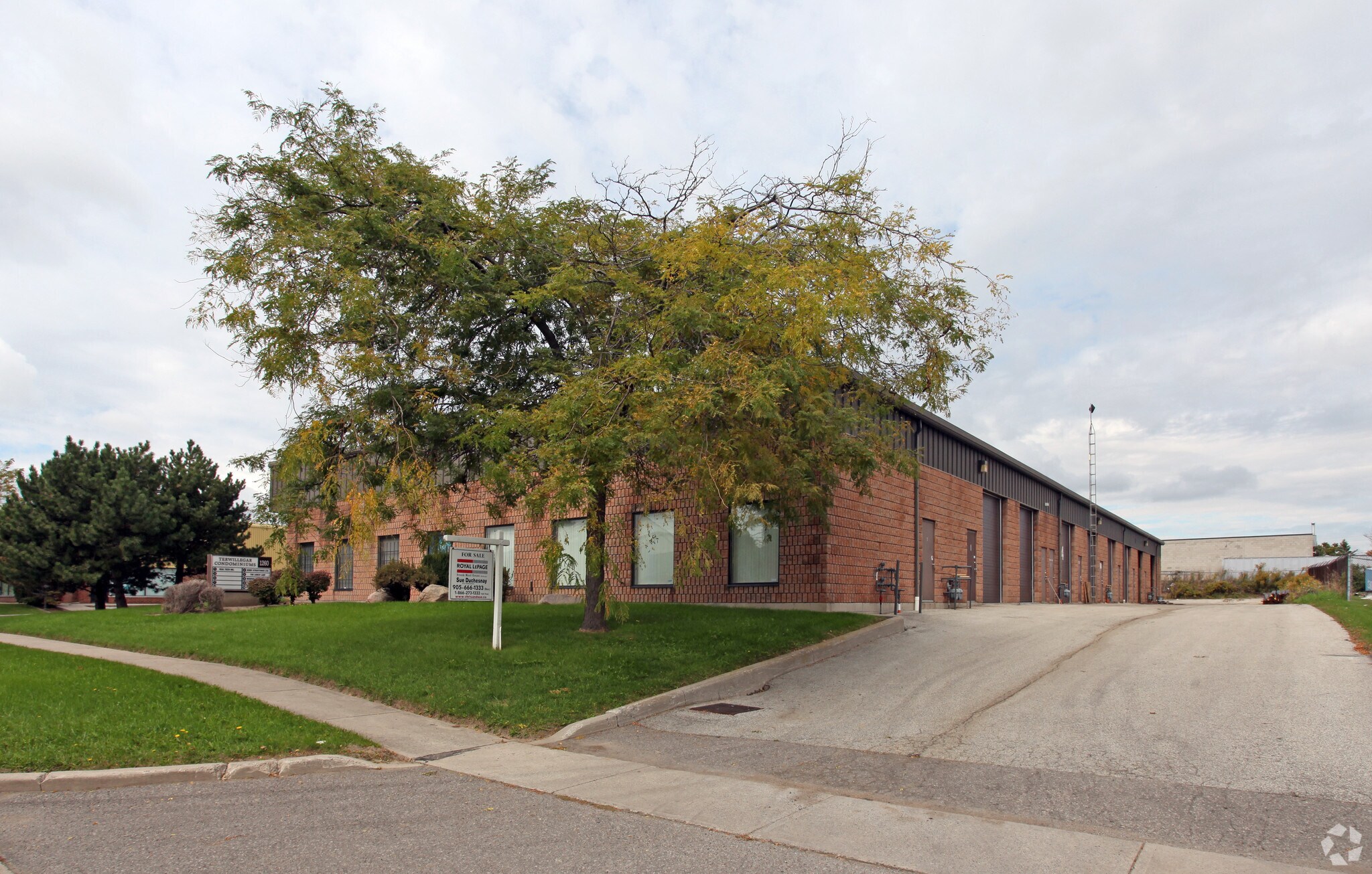 1260 Terwillegar Ave, Oshawa, ON for Rent