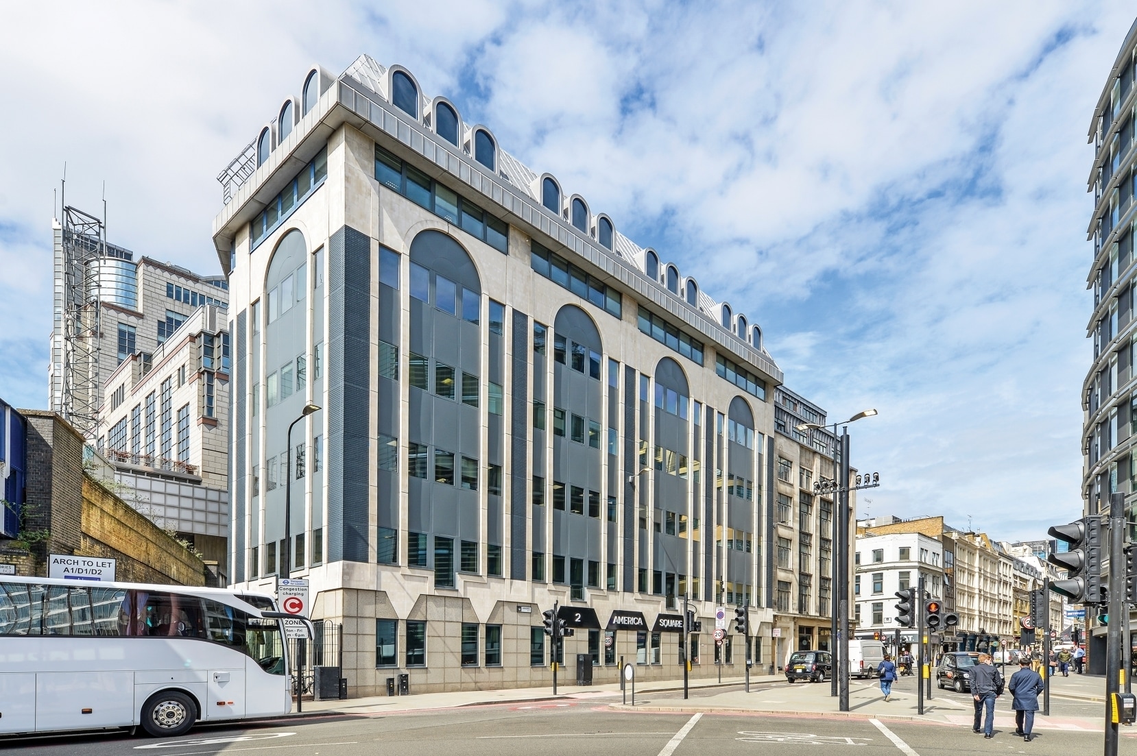 2 America Sq, London, LND for Rent