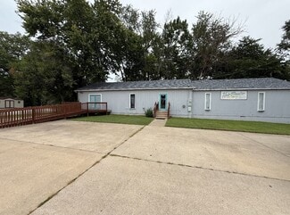 Clinton, MO Specialty - 727 E Ohio St