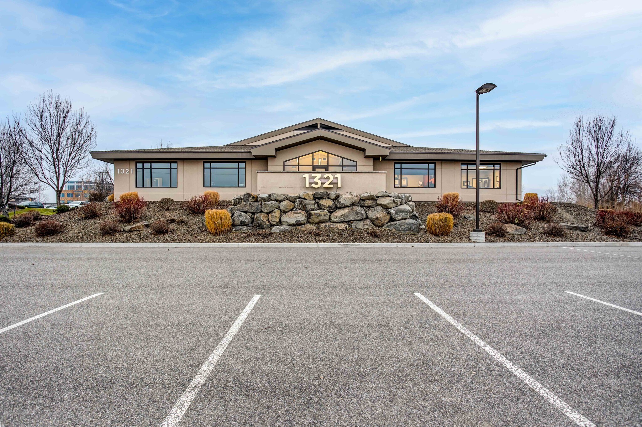 1321 Columbia Park Trl, Richland, WA for Rent