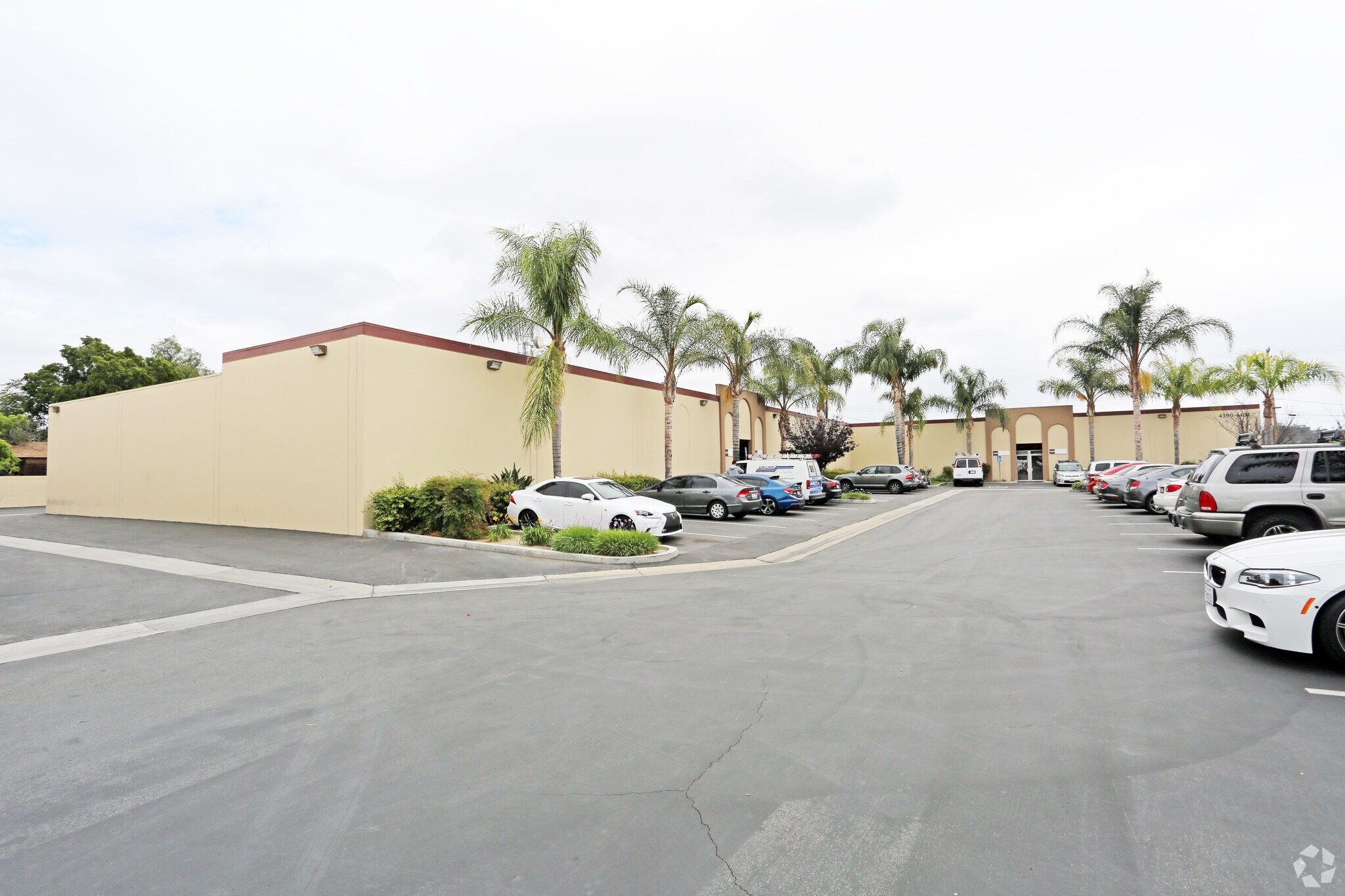 4390-4404 E La Palma Ave, Anaheim, CA for Rent