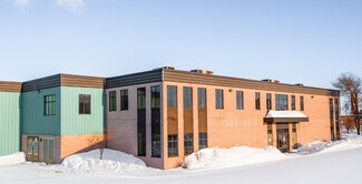 Montréal, QC Industrial - 5065-5067 Rue Ontario E