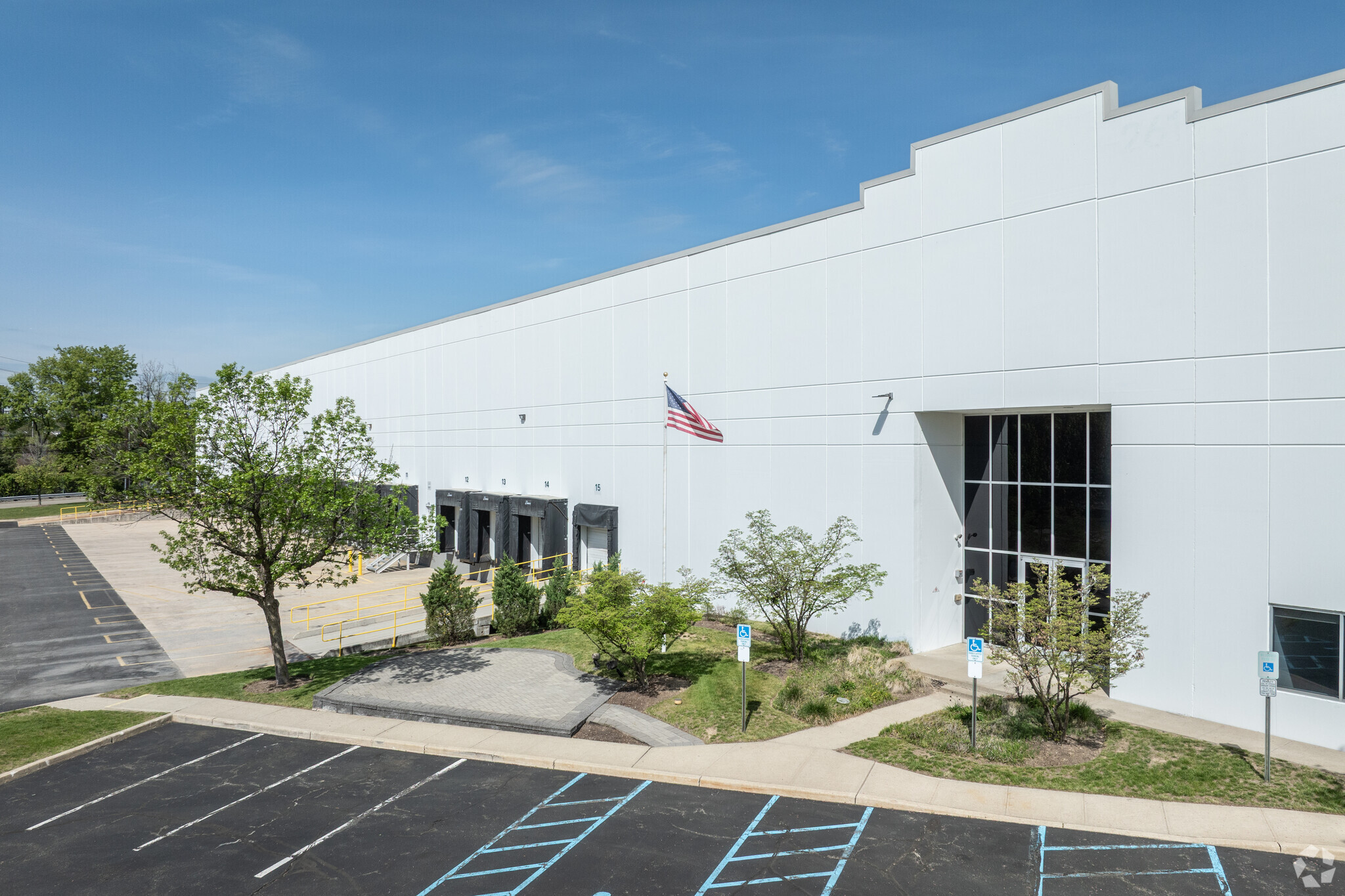 261 River Rd, Clifton, NJ for Rent