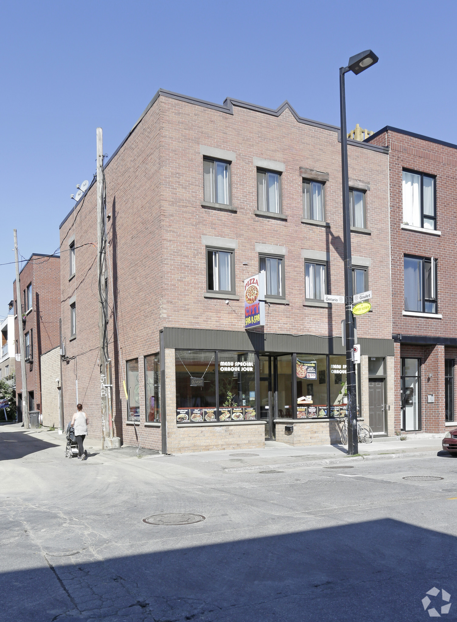 1821 Rue Ontario E, Montréal, QC for Rent