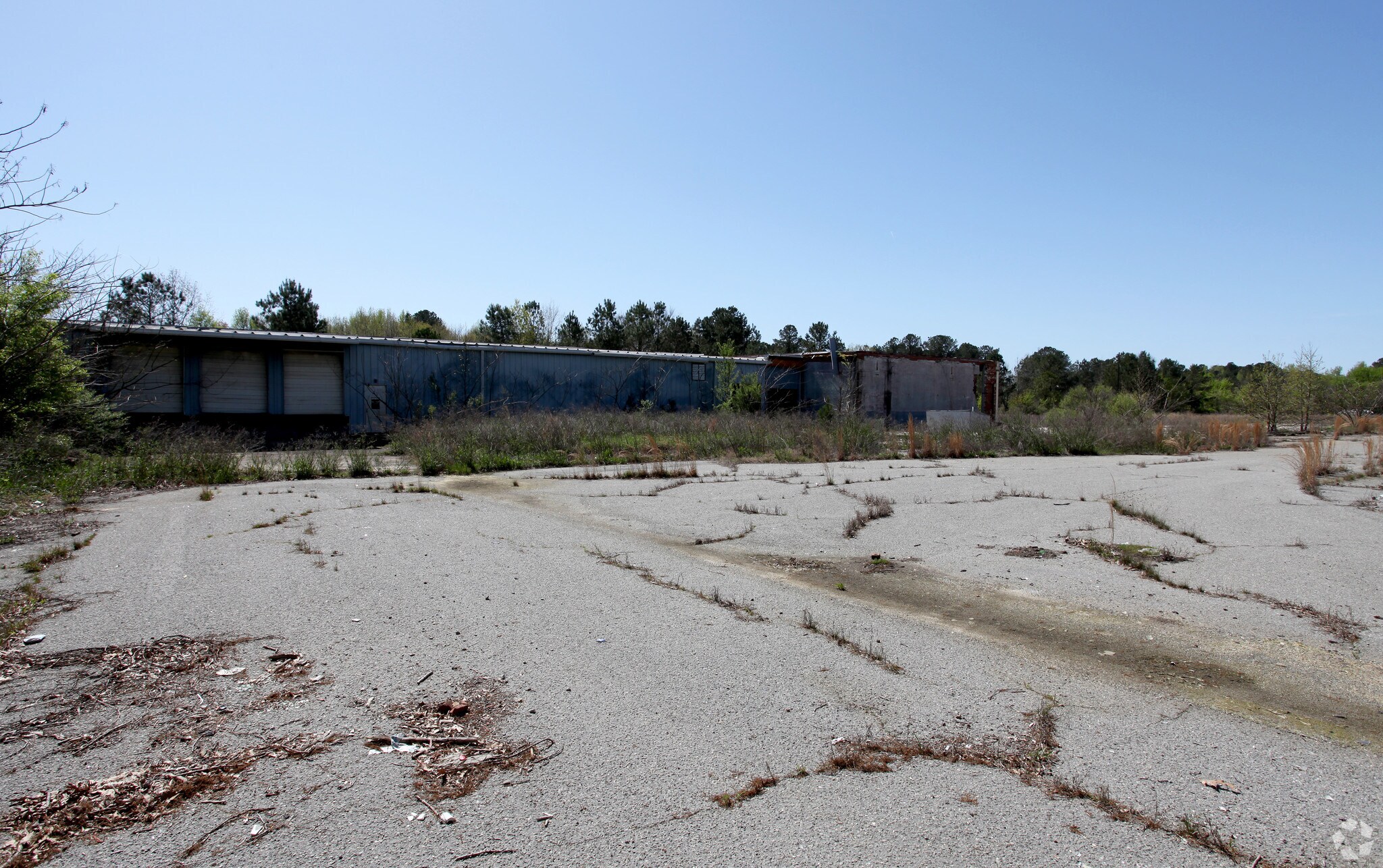 557 Spindale St Selma, NC 27576 Industrial Property for Lease on