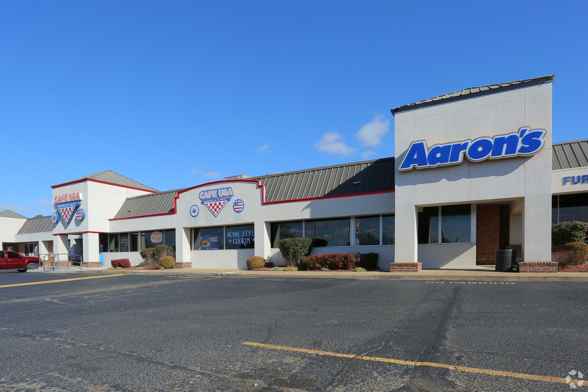 713-745 S Mission St, Sapulpa, OK for Rent
