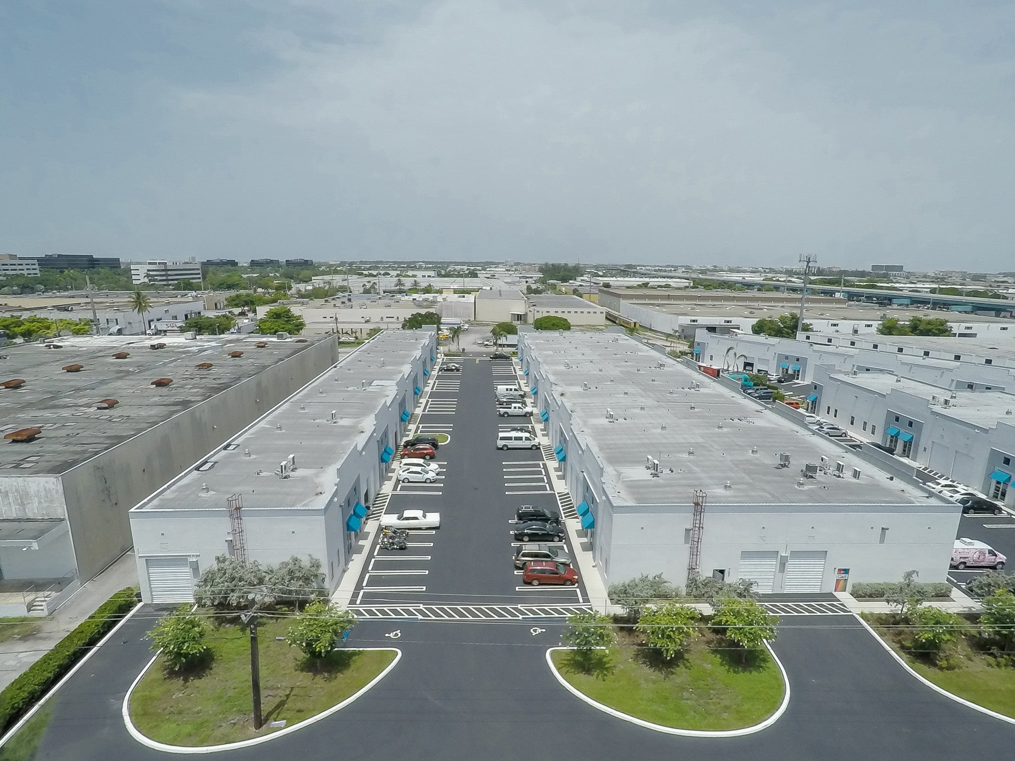 2355 NW 70th Ave, Doral, FL for Rent