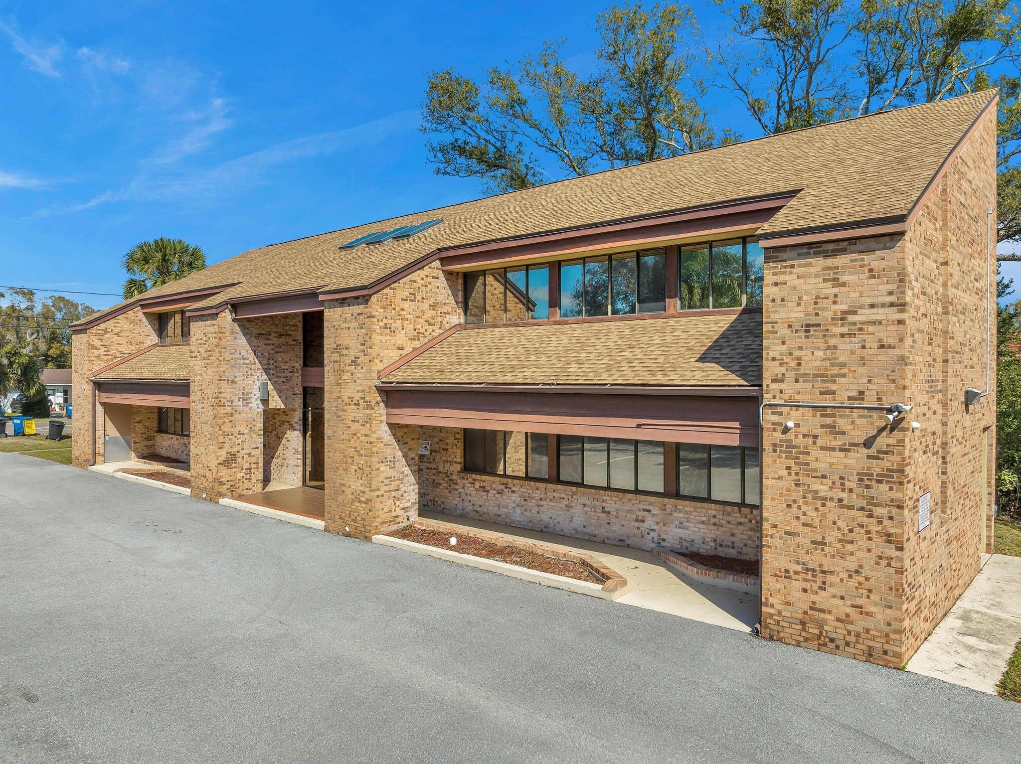 2139 NE Coachman Rd, Clearwater, FL for Sale