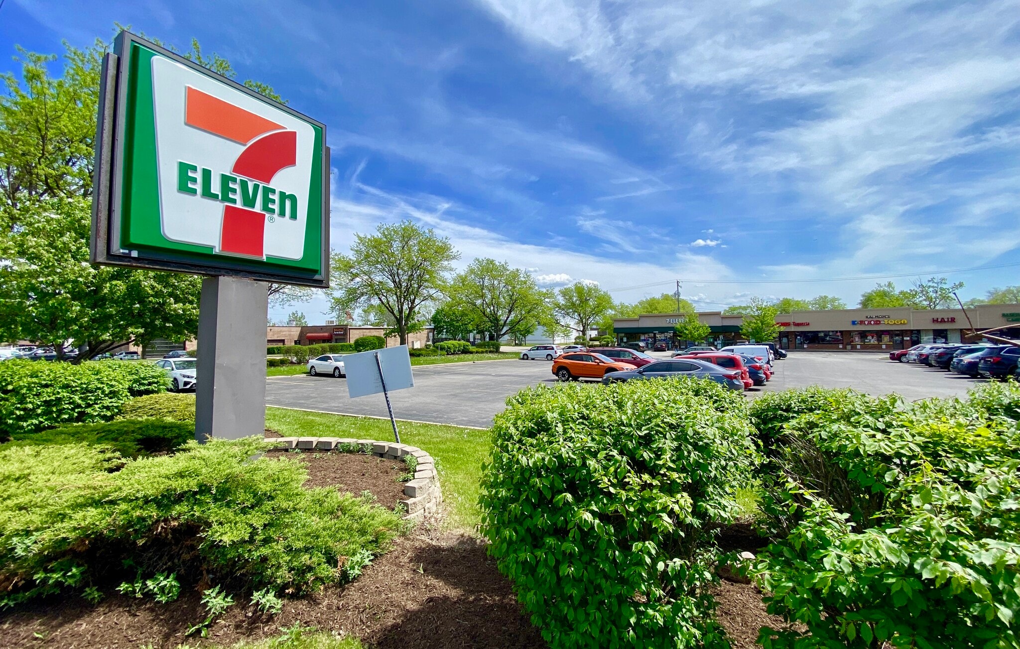 901-955 W Wise Rd, Schaumburg, IL for Rent
