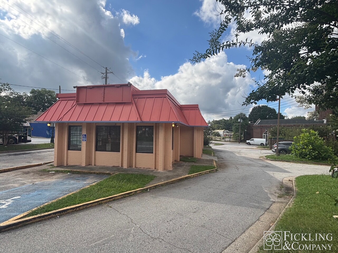 1665 SE Jonesboro Rd, Atlanta, GA for Sale